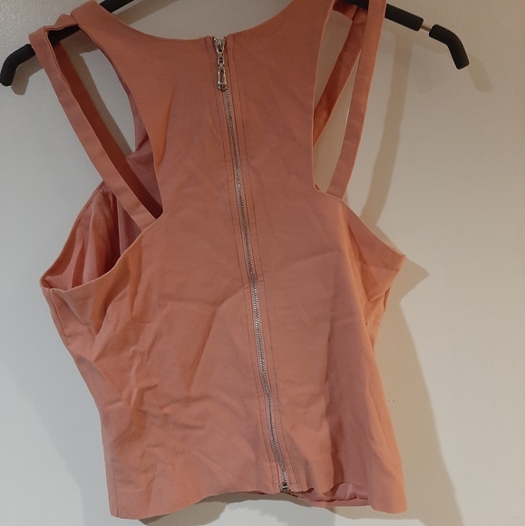 NWOT Pink crop top - Picture 2 of 2
